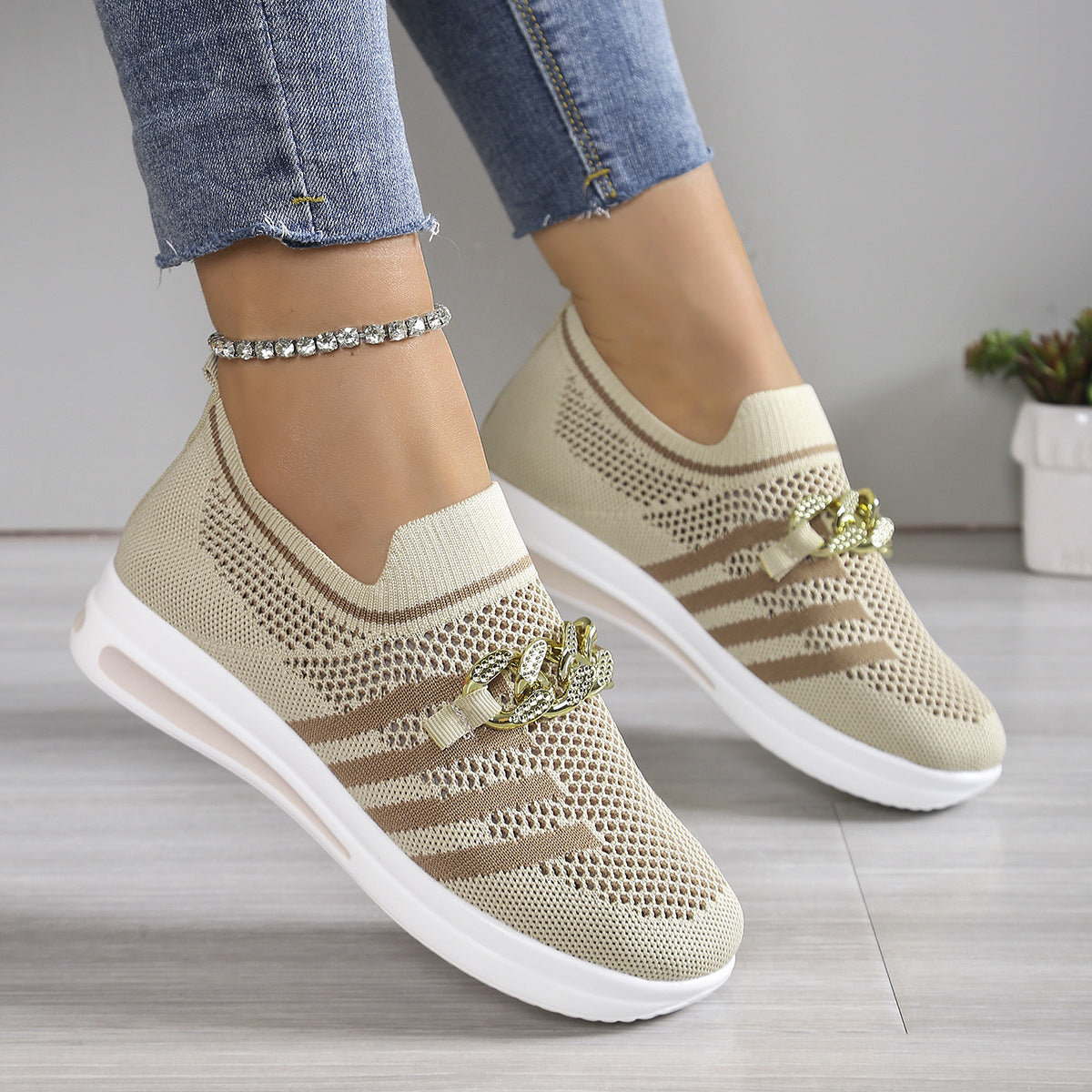 AirFlex – Lightweight Non-Slip Slip-On Shoes
