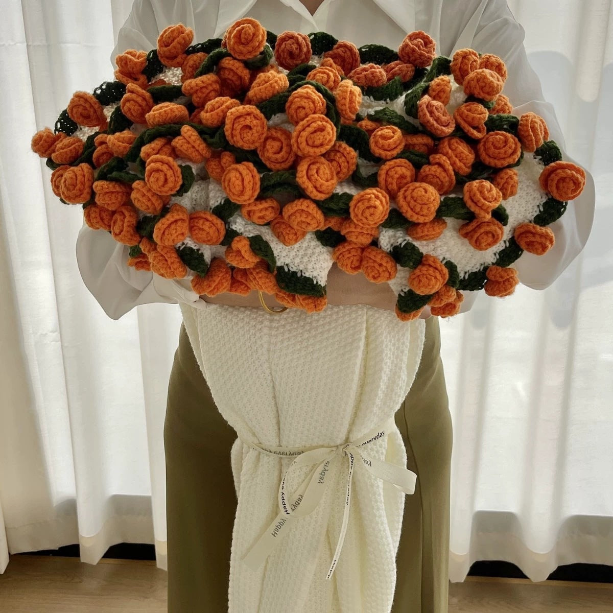 PetalWrap – Cozy Floral Blanket Bouquet