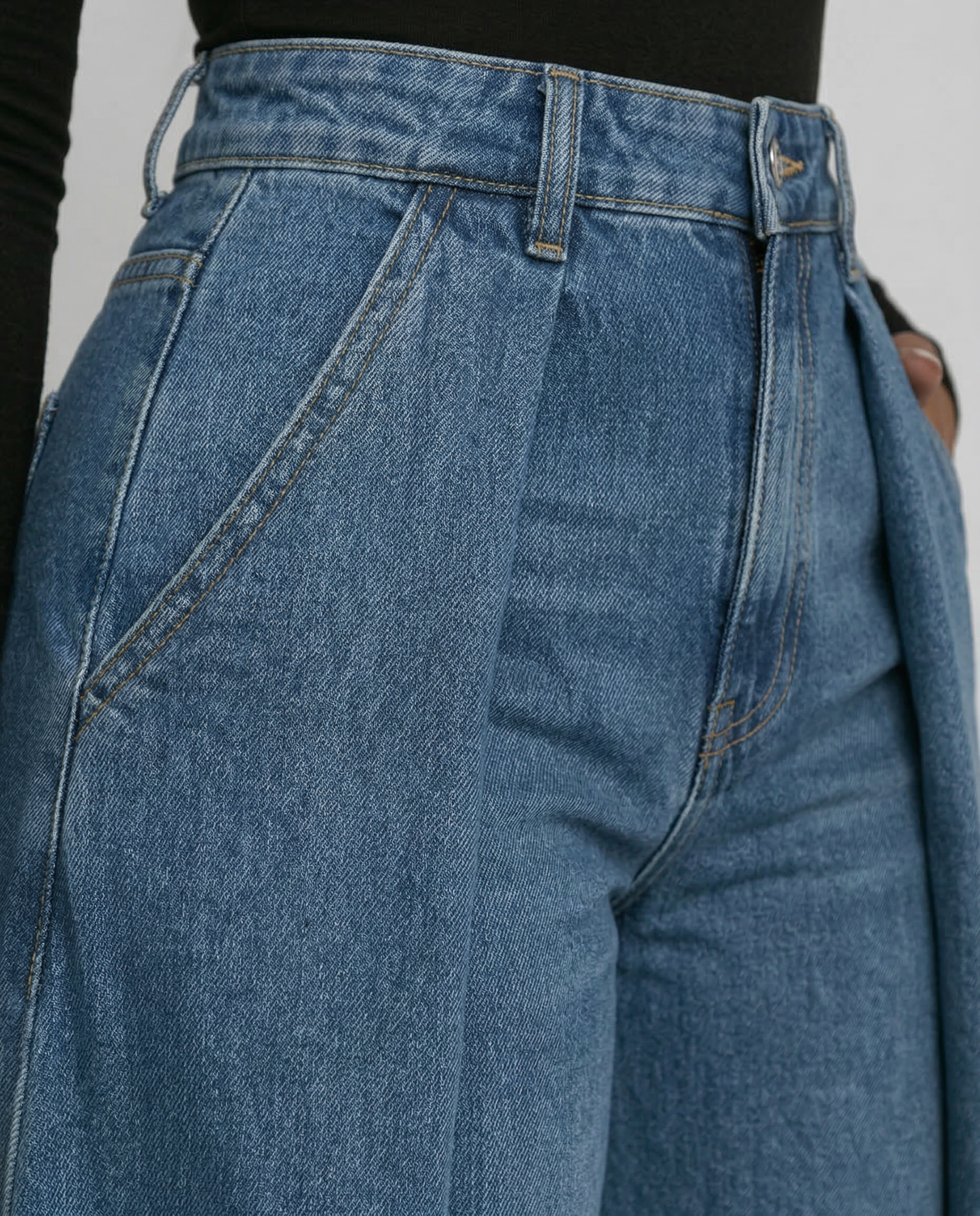 UrbanLuxe - Sophisticated Wide-Leg Pants