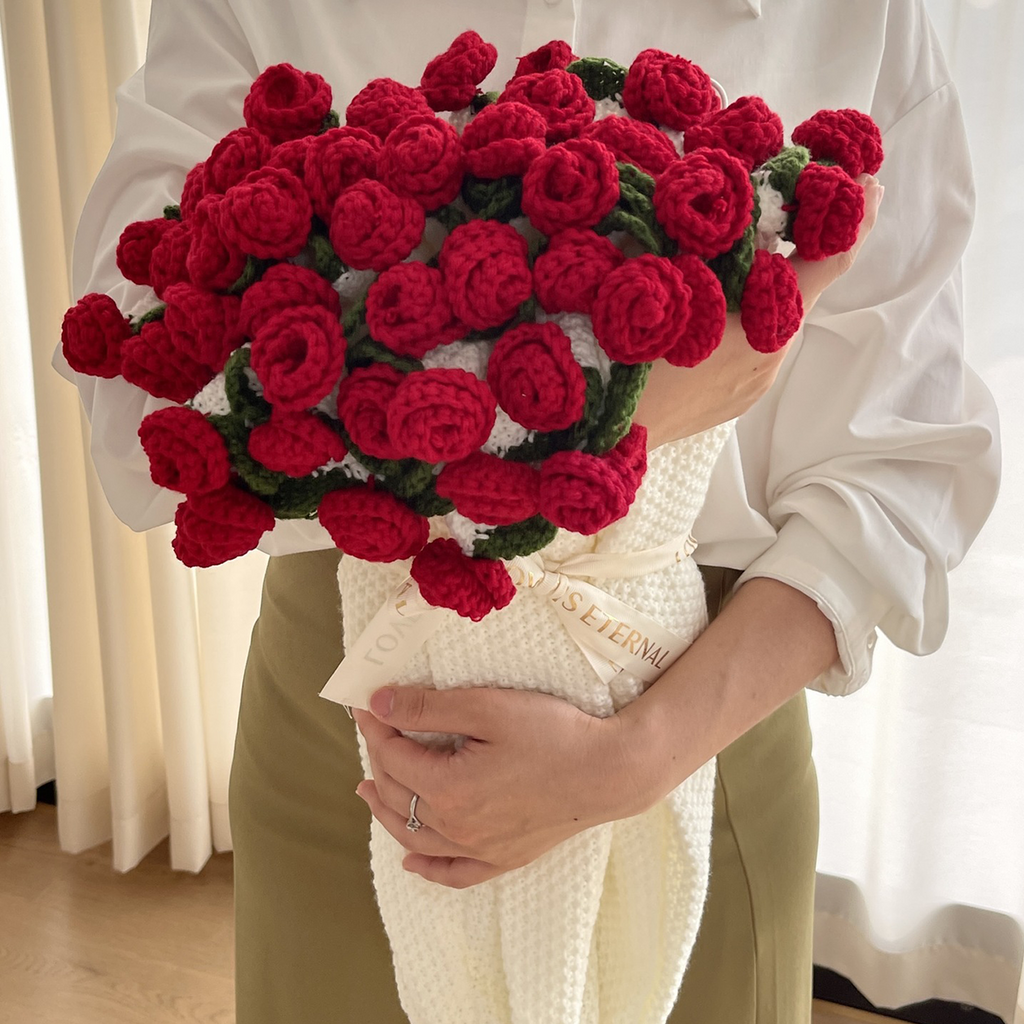 PetalWrap – Cozy Floral Blanket Bouquet