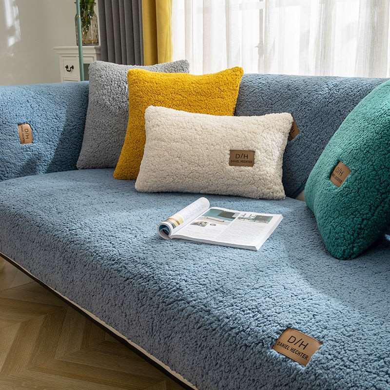 CozyFleece – Lamb Cashmere Plush Non-Slip Sofa Cover