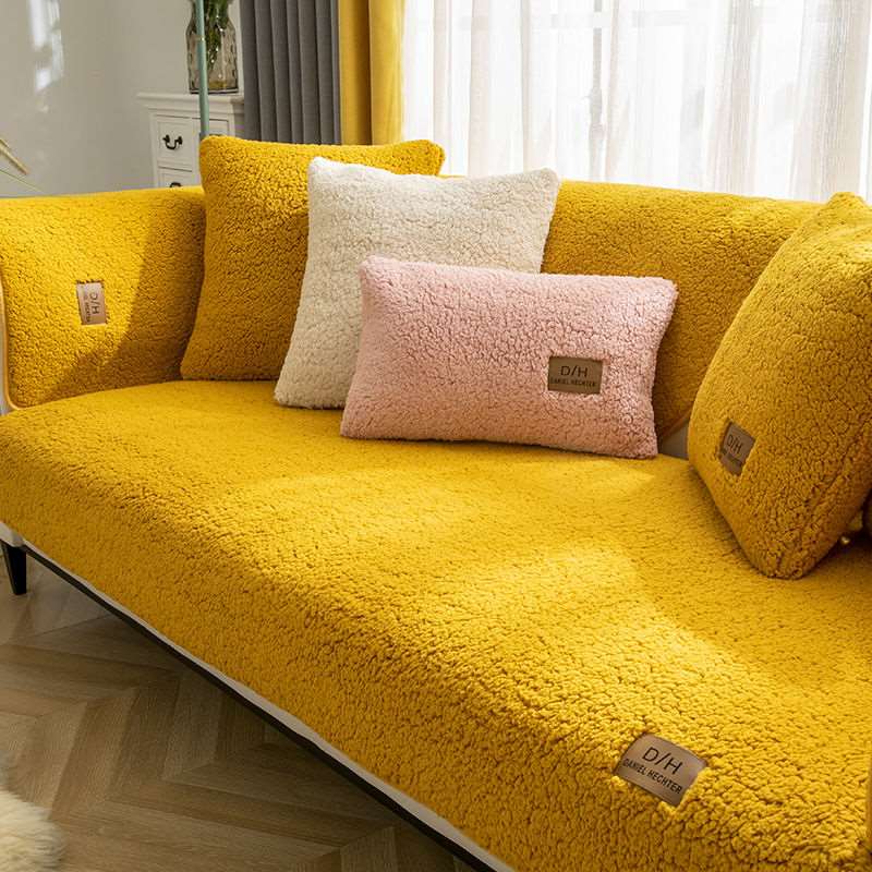CozyFleece – Lamb Cashmere Plush Non-Slip Sofa Cover