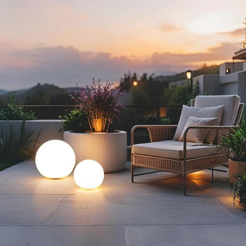 AuraBall – Decorative Spherical Outdoor Light