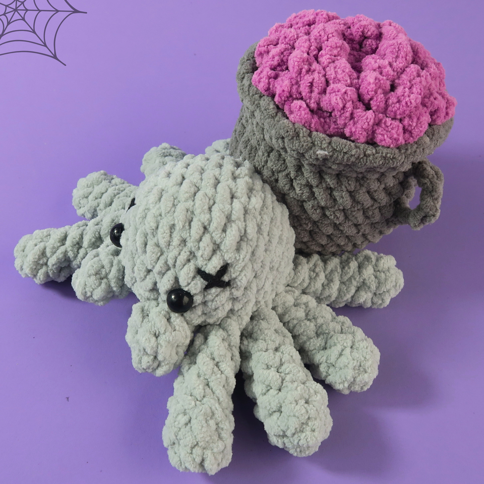 Spooky Spider Villain Cauldron Bowl Vase Poison Crocheted by Hooktasy