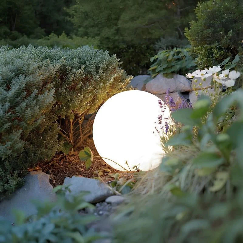 AuraBall – Decorative Spherical Outdoor Light