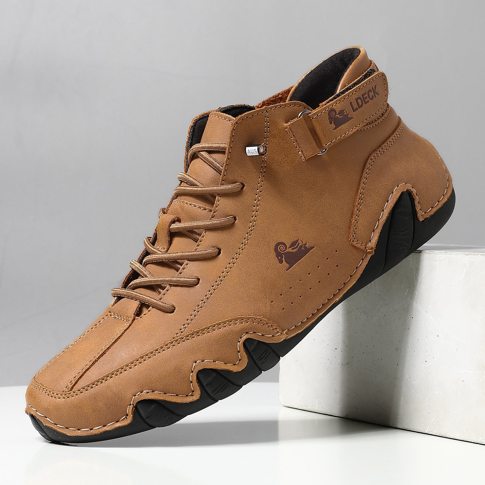 DryWalk – All‑Day Support Sneakers
