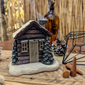 Snowy Pines Aroma Lodge - A Festive Escape in Every Breath