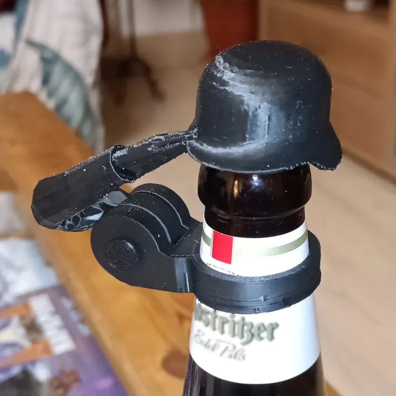 BrewGuard – Tactical Soldier Beer Bottle Helmet
