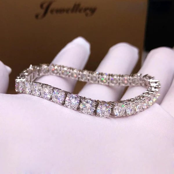 CrystalMuse – Dazzling Zircon Bracelet