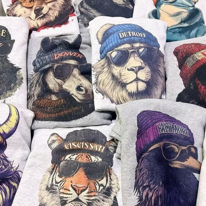 Urban Pride - Football Pullover