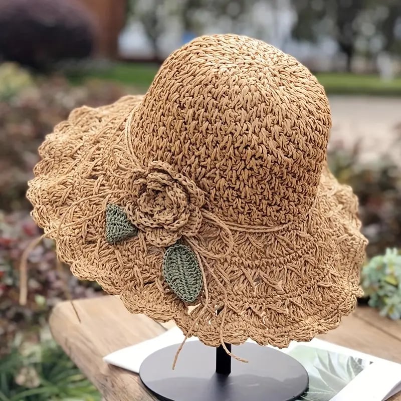 SunFlair – Elegant Ruffled Straw Hat