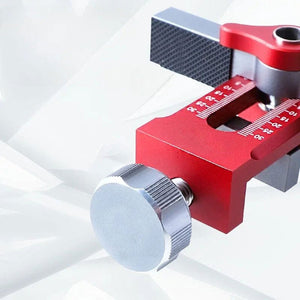 FitLock – Accurate Cabinet Door Mounting Clamp