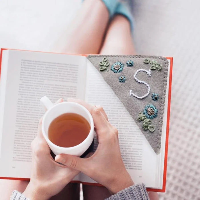 SeasonalSignature Stitch Clips Bookmarks marnetic