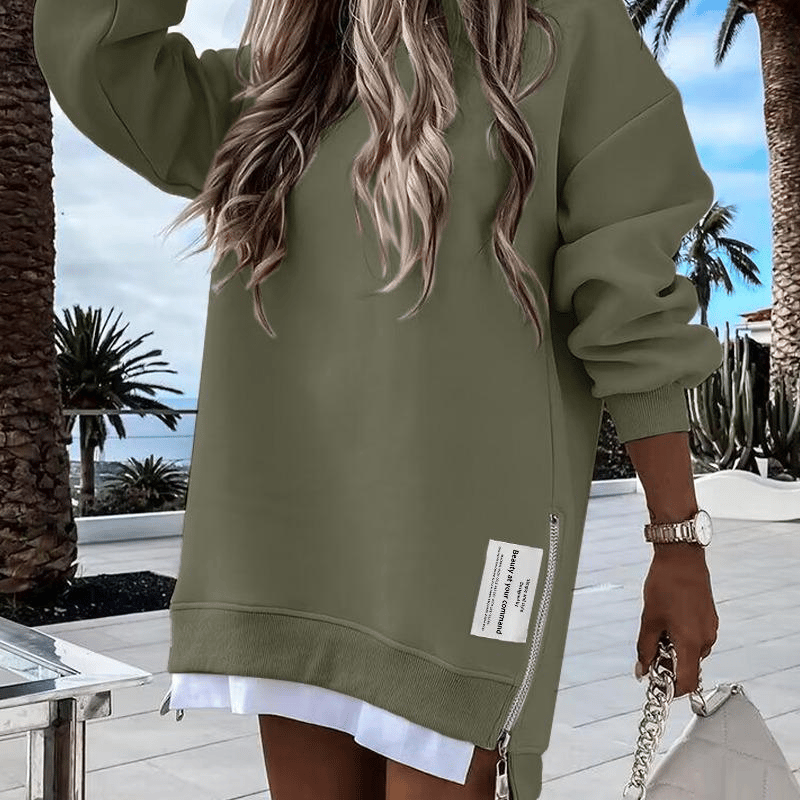 SlitGlow | Relaxed Elegance, Adjustable Comfort