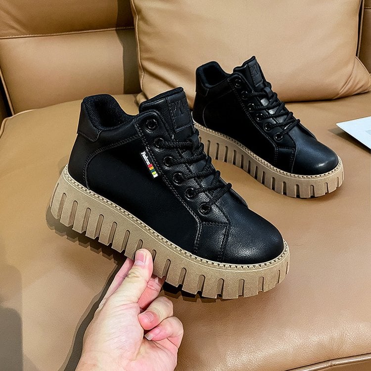 VeloraStep – Stylish Platform Boots