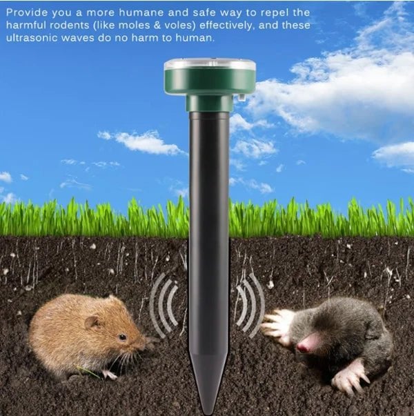 EcoVibe – Ultrasonic Pest Repeller for Lawns and Gardens