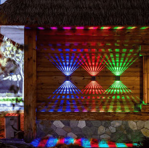 BrightRay – Outdoor 4 LED Solar Wall Lights