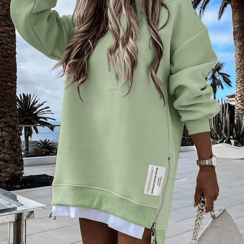 SlitGlow | Relaxed Elegance, Adjustable Comfort