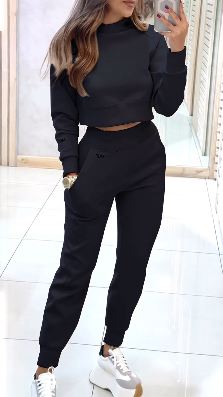 Serenique – Casual Long Sleeve Fall/Winter Outfit