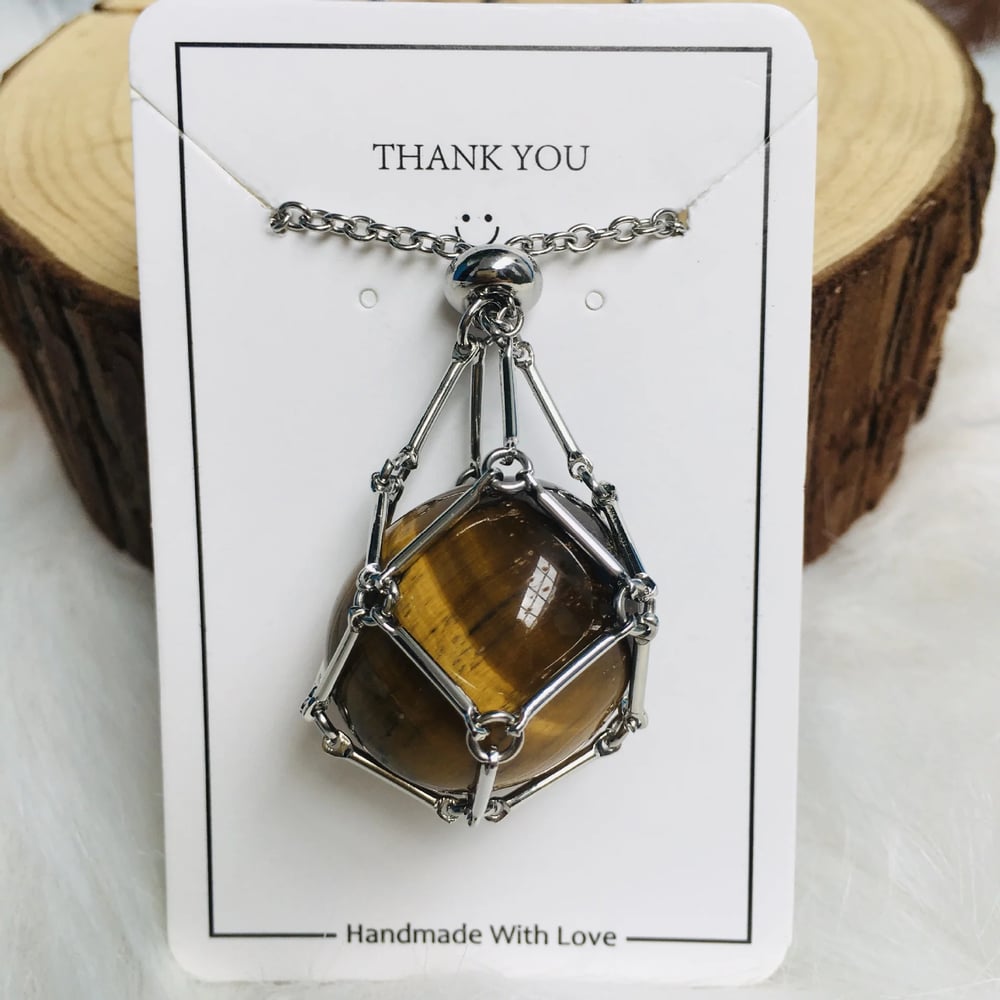 CrystalNest – Handmade Stone Holder Necklace