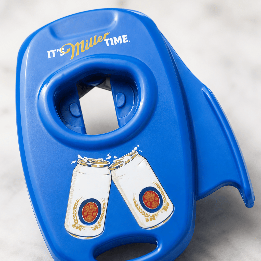 Close-up of the opener cutting mechanism and curved handle