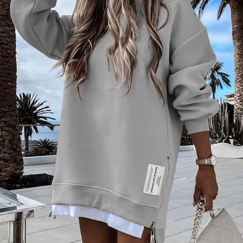 SlitGlow | Relaxed Elegance, Adjustable Comfort
