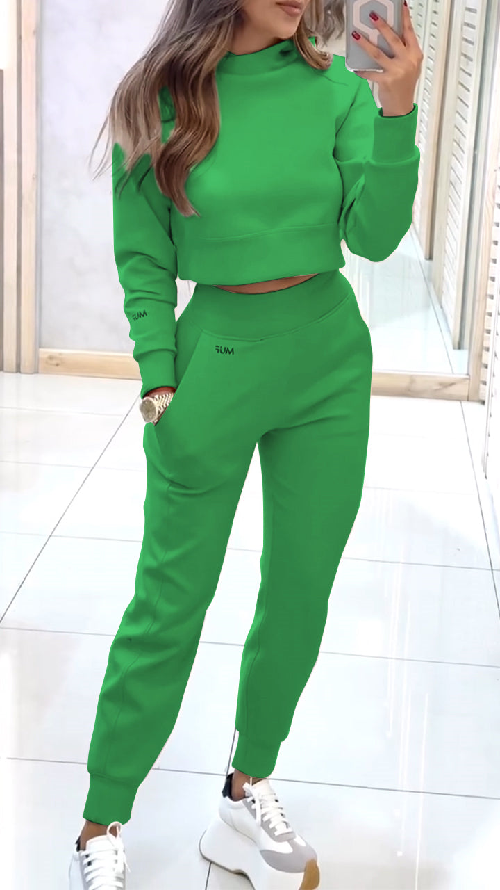 Serenique – Casual Long Sleeve Fall/Winter Outfit