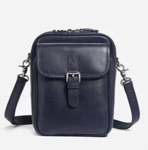 UrbanHide – Sleek Crossbody Leather Bag