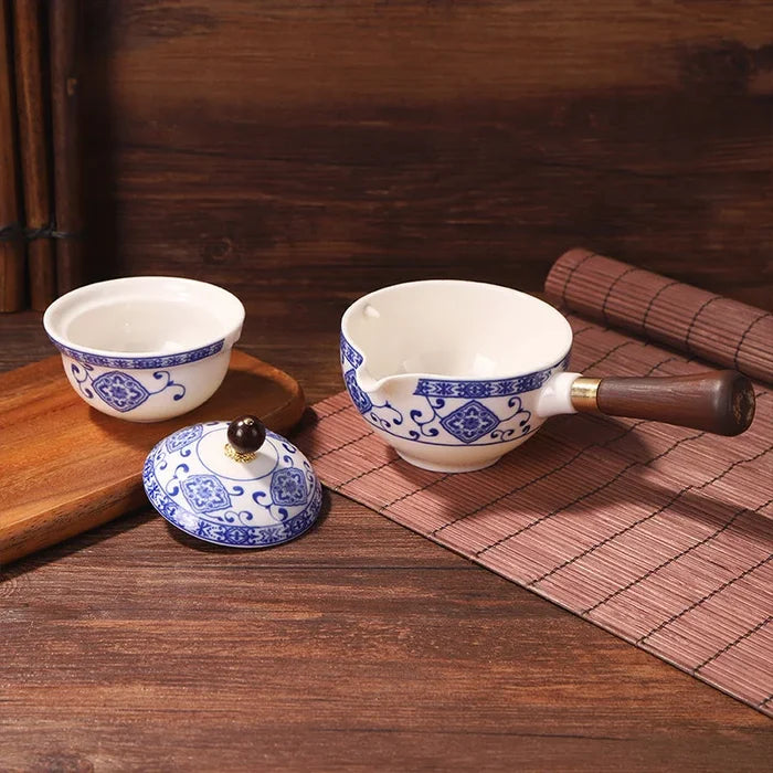 TeaVoyage 360° - The Portable Tea Maker Set with 4 Cups and Travel Bag ...