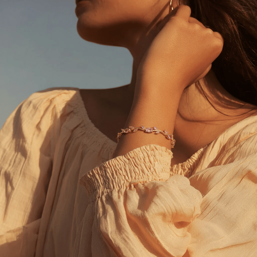 BloomVine – Delicate Rose Bracelet