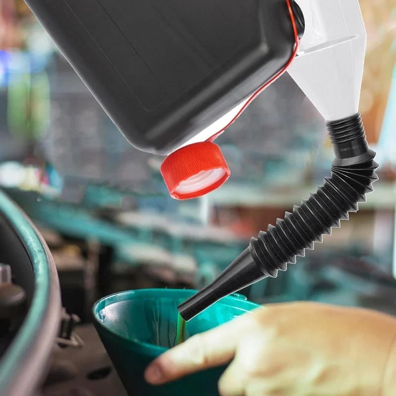 AutoPour - Versatile Retractable Fuel Funnel
