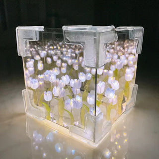 Blossom Box - Infinite Tulip Mirror Lamp