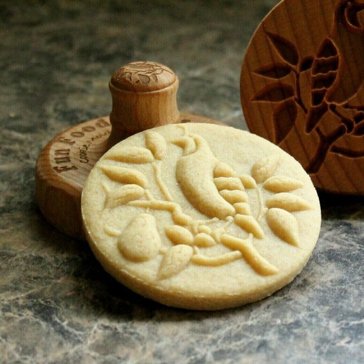 $9.99 Cookie Embossing Cutter (Christmas Top Pick)