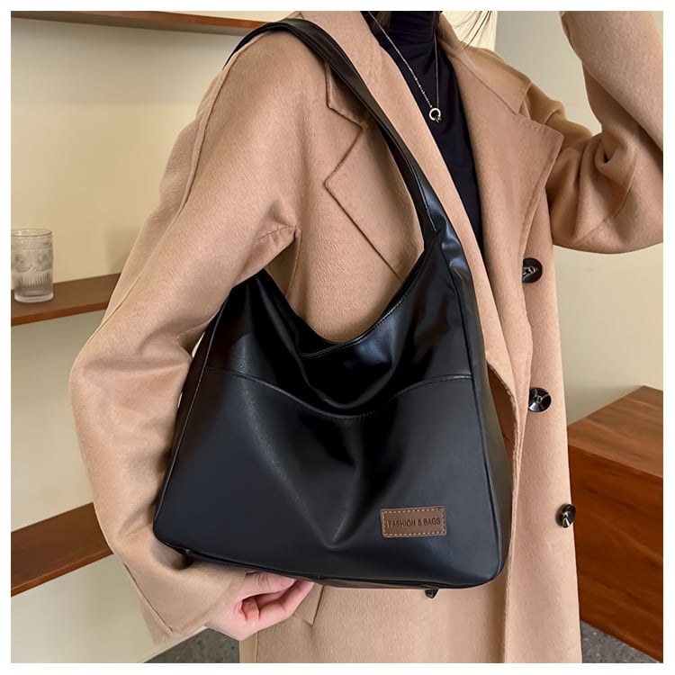 NovaTote – Minimal Leather Bag