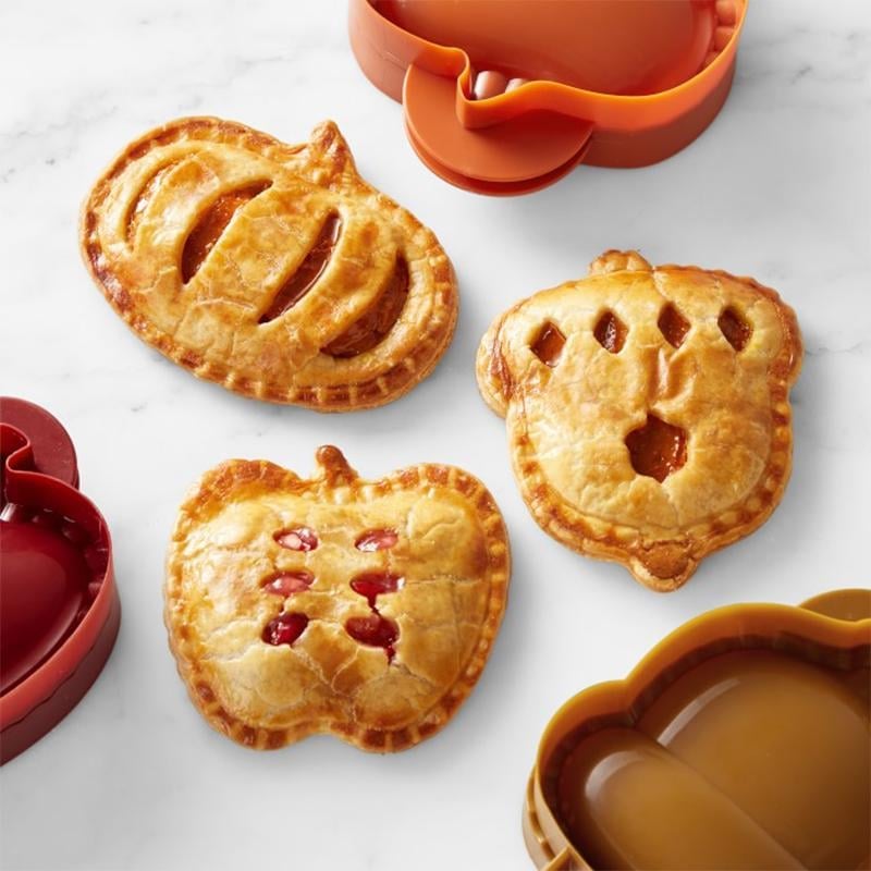 PieCharm Set - Create Delightful Autumn Pies in 3 Festive Shapes