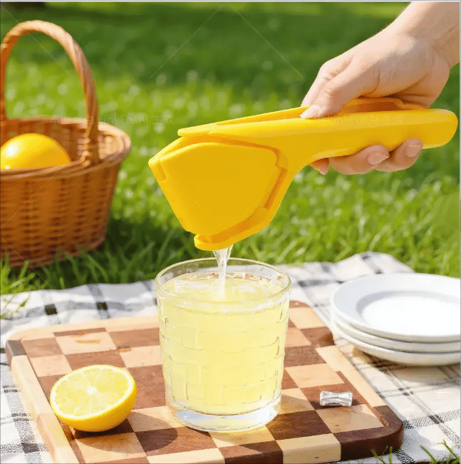 🍋 Squeeze Freshness Instantly – 49% OFF – ✨ Ultimate Lemon Squeezer – For Effortless, Mess-Free Juicing All Day! 🍊