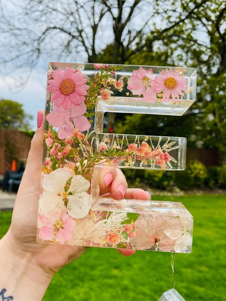 PetalAura – Dreamy Handmade Flower Lamp