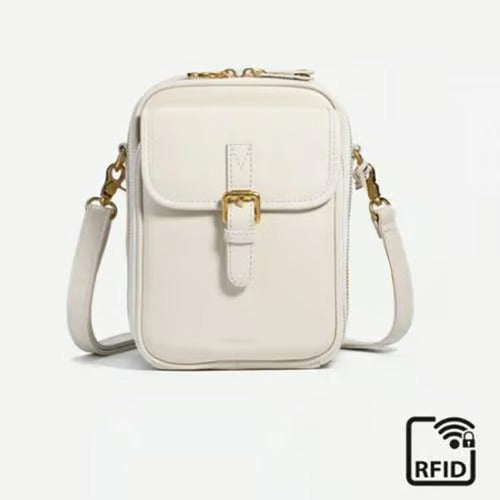 LuxeLoom – Classic Leather Crossbody Bag