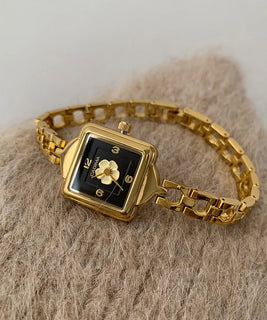 GoldenBloom – Camellia Square Dial Chain Watch