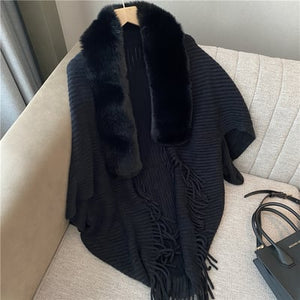 Knitted Fringed Fur-Neck Shawl marnetic