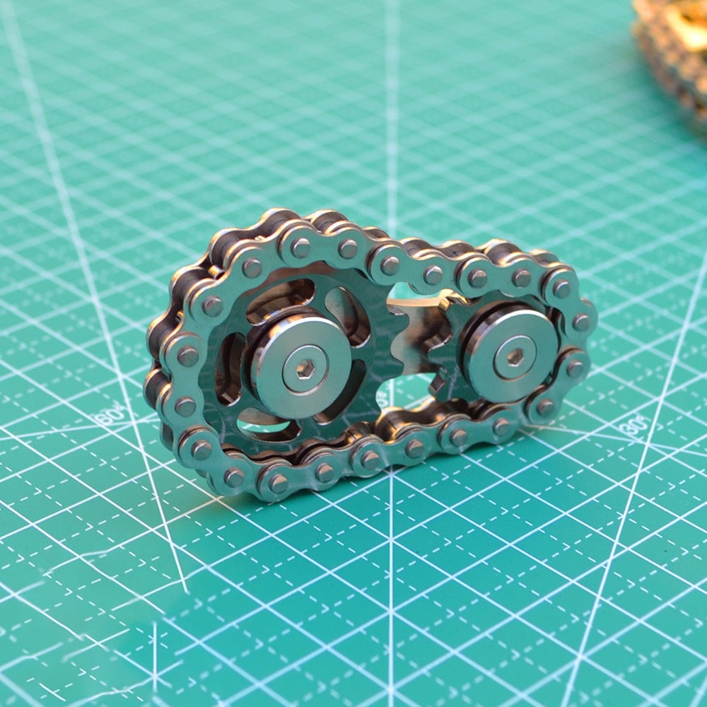 SprockEase – Gear Chain Fidget Spinner