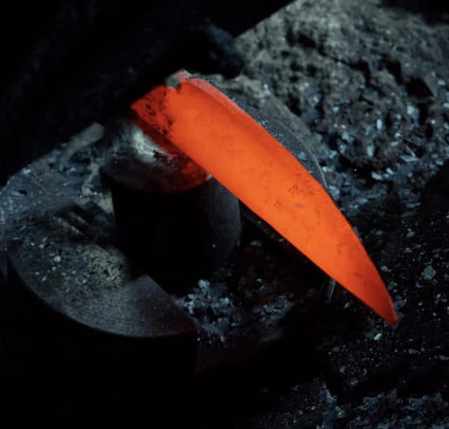 DrakeForge – Handmade Dragon Slayer Blade