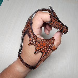 DrakeClaw – Leather Dragon Hand Cuff
