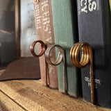 FlipEase – Durable Metal Thumb Bookmark Clip