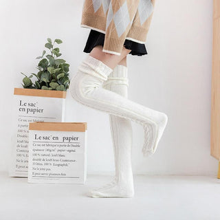 WinterHug – Premium Long Knit Socks