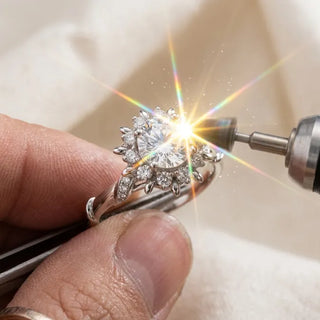 EverCrown – Hand-Set Artisan Halo Solitaire Ring
