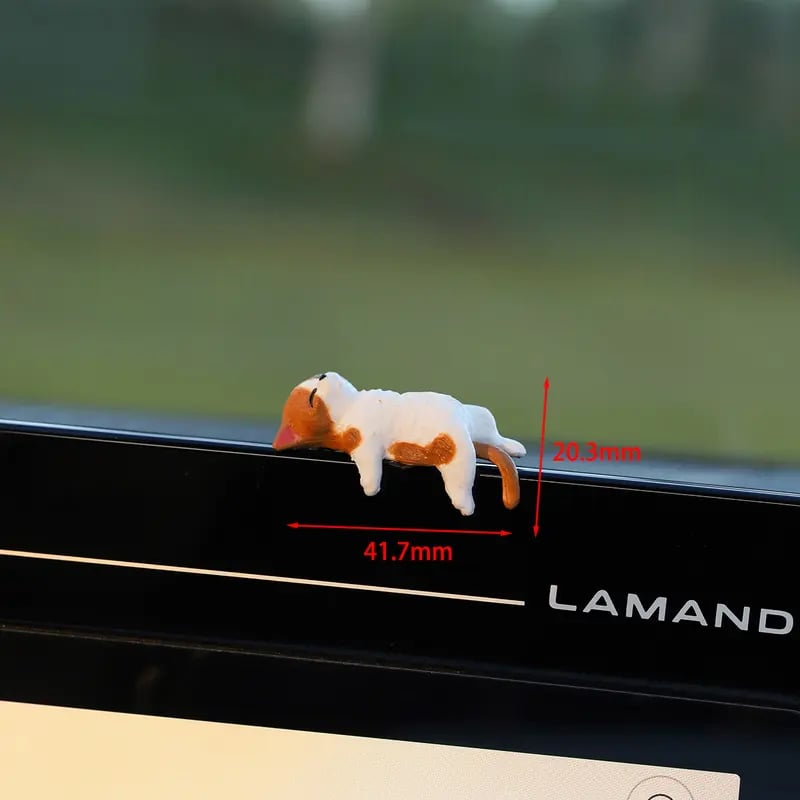 FelineFriends – Mini Cat Desk Figurines Set