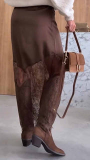 AmberTwist – Hollow Detail Fall Skirt