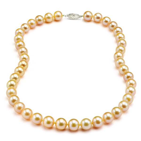 SeaLuxe – Deep Sea Shell Pearl Necklace