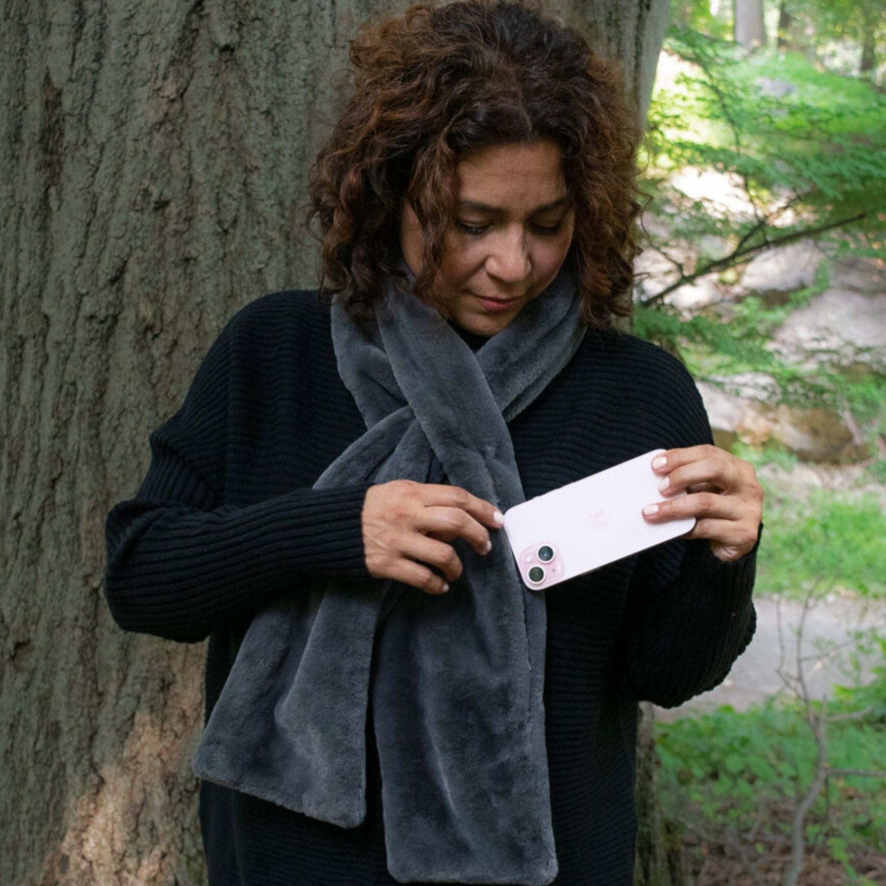 Holiday Mega Sale Save 50%🔥Faux Fur Pull-Through Scarf with Hidden Zipper Pocket